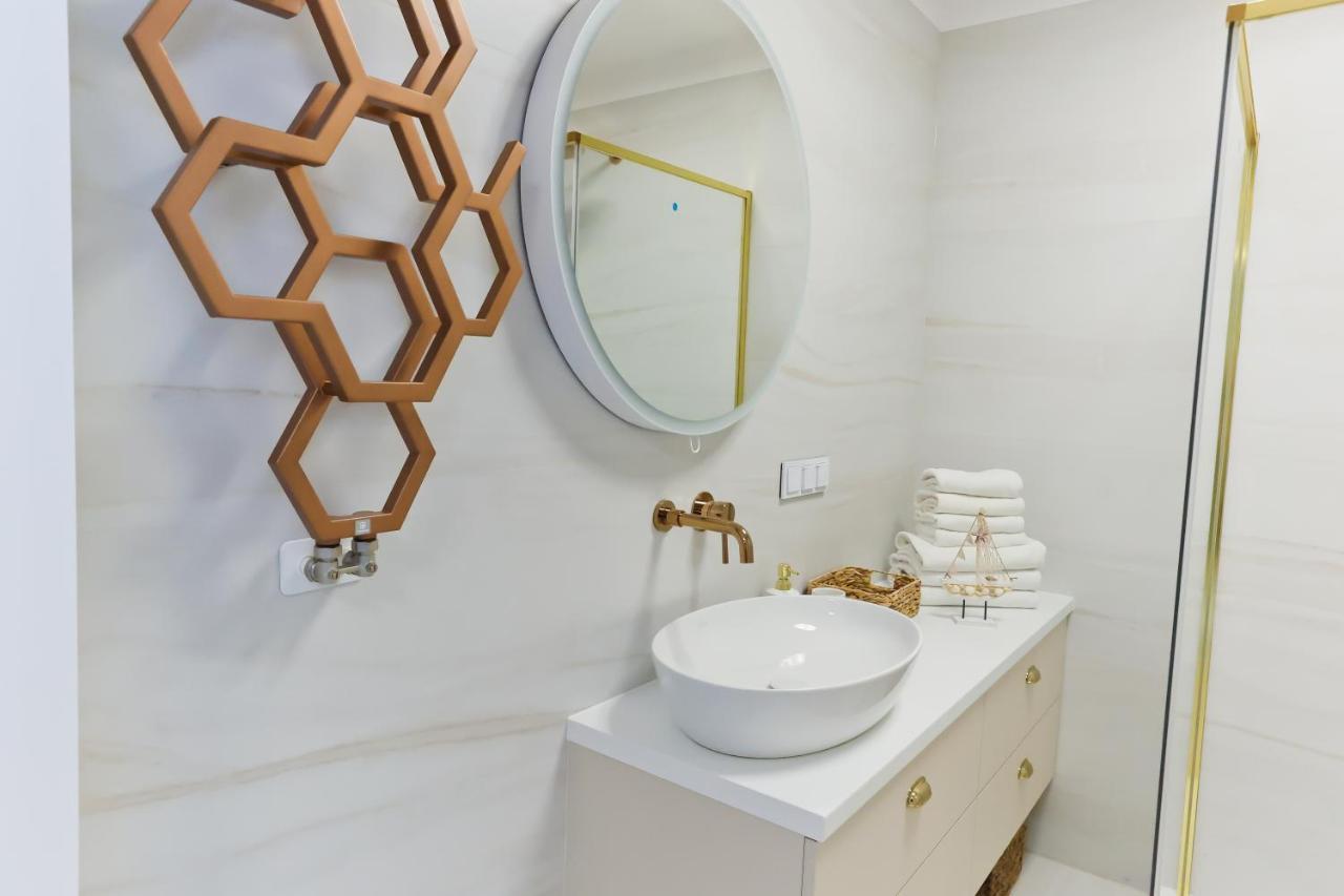 M&K Apartamenty Sailors Golden Yacht, Gdansk - Wyspa Sobieszewska Екстериор снимка