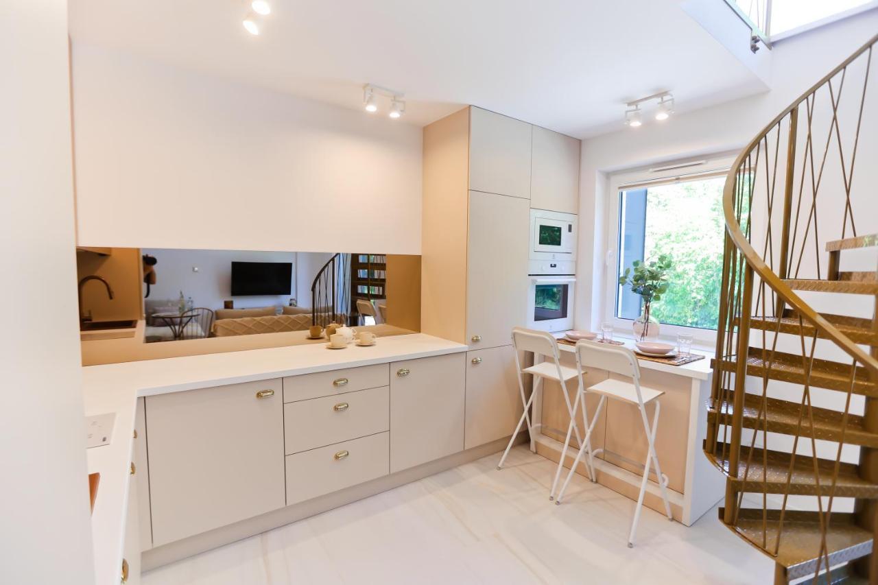 M&K Apartamenty Sailors Golden Yacht, Gdansk - Wyspa Sobieszewska Екстериор снимка
