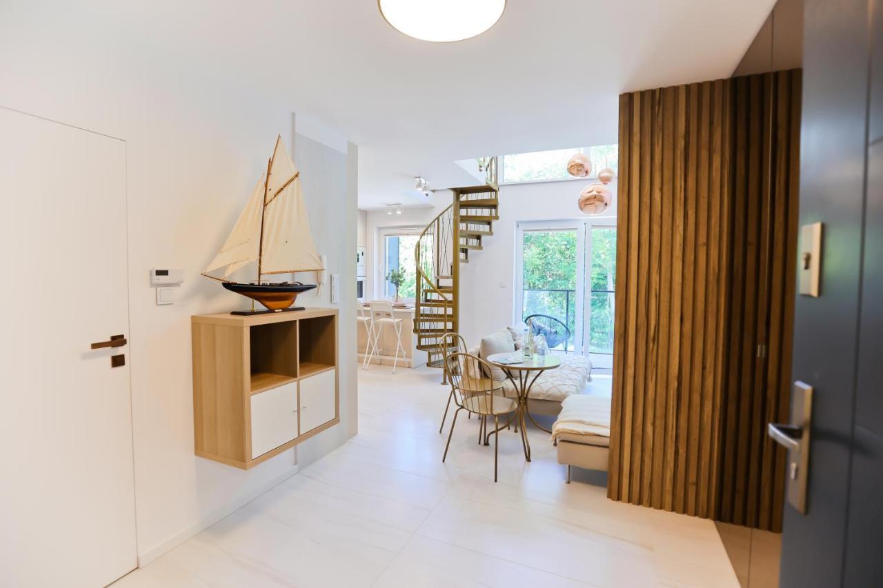 M&K Apartamenty Sailors Golden Yacht, Gdansk - Wyspa Sobieszewska Екстериор снимка