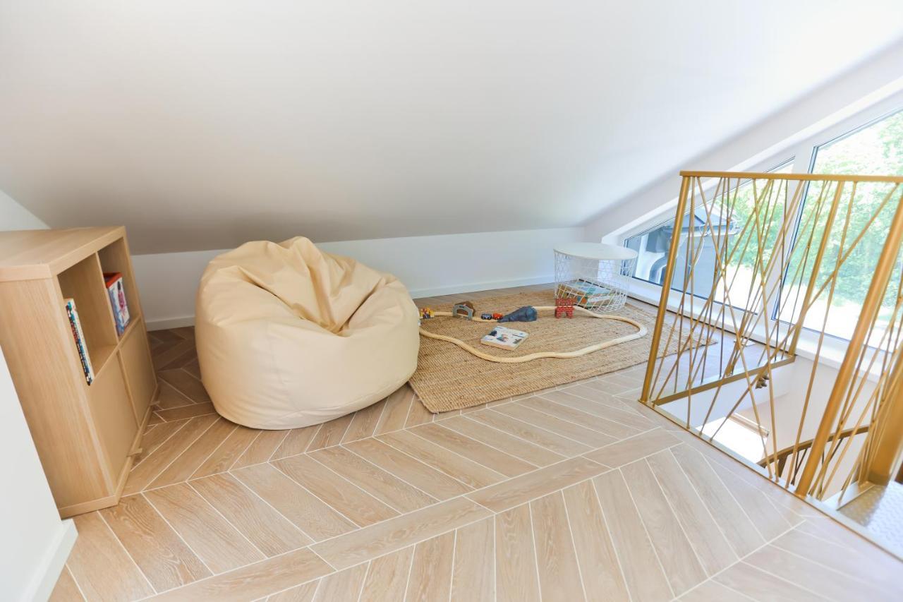M&K Apartamenty Sailors Golden Yacht, Gdansk - Wyspa Sobieszewska Екстериор снимка